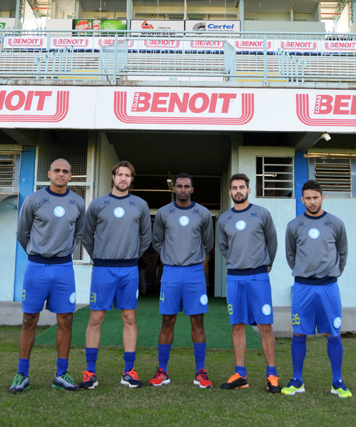 Ícaro, Balbinotti, Reinaldo, Ricardo Maria e Éder, novas contratações do Alviazul. 