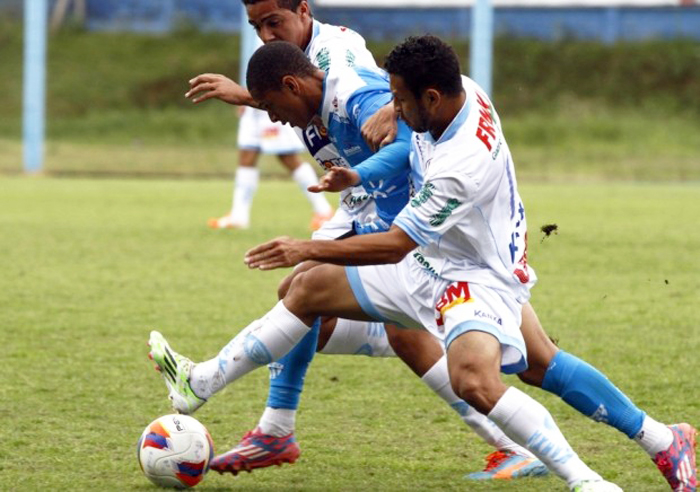 Lajeadense venceu o Novo Hamburgo no jogo de ida das quartas de final, na casa do adversário. Foto: Jornal de Novo Hamburgo. 