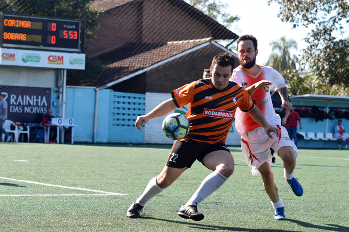 EC Coringa não resistiu ao eficiente ataque da equipe do Sobras FC