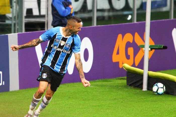 Luã voltou a ser decisivo, marcando um gol, na vitória do Grêmio diante do Vasco. Foto: Fábio Gomes/Raw Image/Gazeta Esportiva 