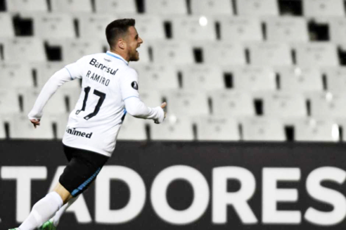 Ramiro comemora o gol da vitória marcado sobre o Godoy. Foto: AFP/Andres Larrovere/Lance