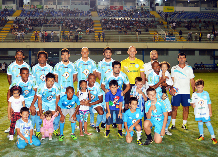 Equipe do Clube Esportivo Lajeadense que foi derrotada para o Aimoré, na quarta-feira, 5/03, no Complexo Esportivo Nilson Giovanella. 