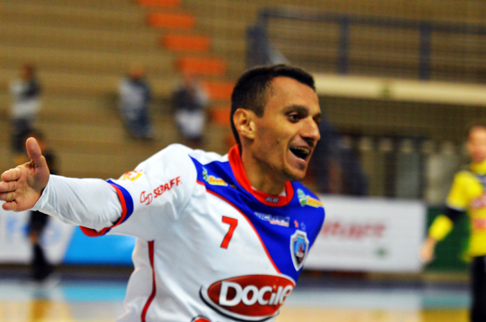 Edson anotou um dos gols da Alaf diante do Bento Futsal, no dia de seu aniversário. 