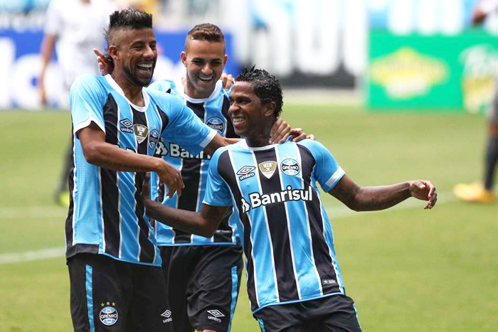 Miler Bolaños abriu o placar de mão cheia do Grêmio diante do Veranópolis. Foto: Roberto Vinicius/Gazeta Press 