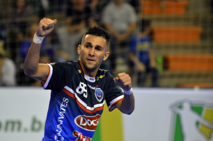 Rafinha novamente foi decisivo e marcou o gol da Alaf diante do Krona Futsal. Foto: José Roberto Gasparotto. 