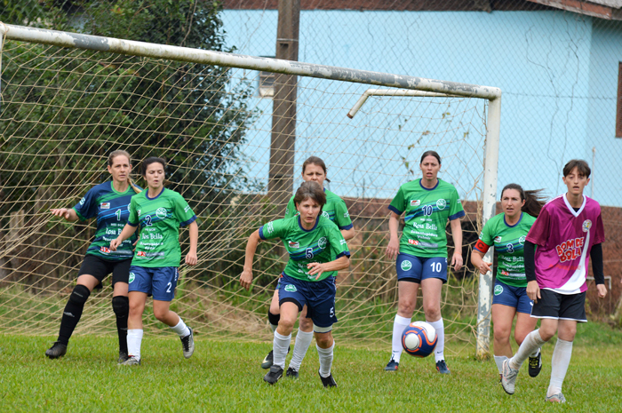 Equipe do Jardim do Cedro teve boa postura defensiva e carimbou passaporte para a final