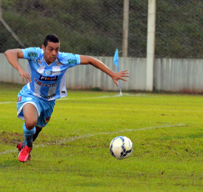 Ramon entrou na segunda etapa e anotou um dos gols do Lajeadense na vitória diante do Volta Redonda, no Rio de Janeiro. 