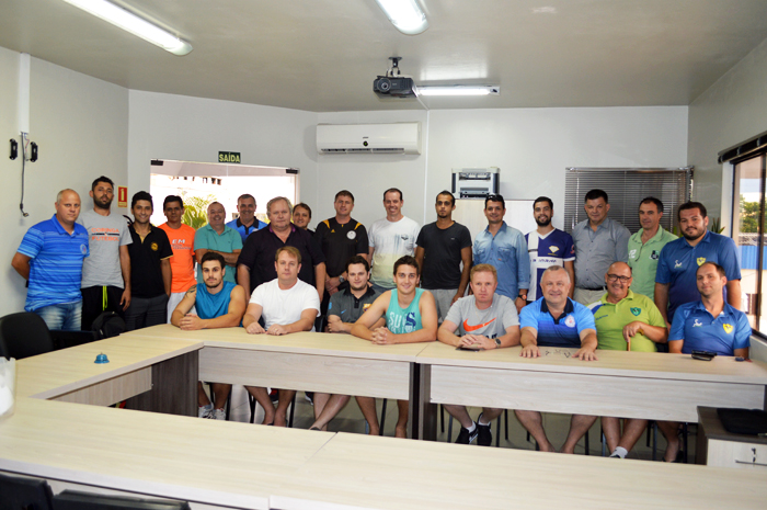 Encontro com representantes das equipes e direção do Sete definiu os últimos detalhes do Torneio de Verão