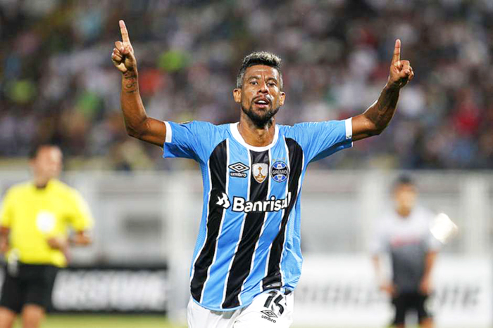 Leo Moura anotou o seu primeiro gol com a camisa do Grêmio. Foto: Lucas Uebel/Grêmio/Divulgação 