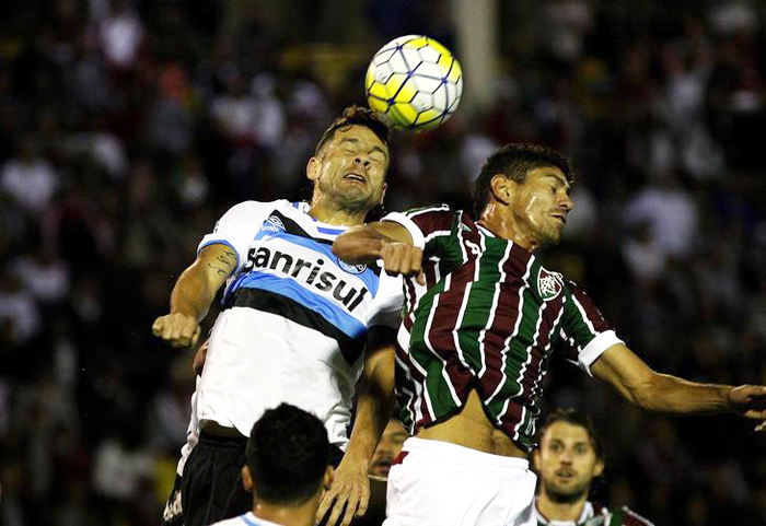 Grêmio conseguiu grande resultado no Rio de Janeiro diante do Fluminense, depois de estar com um jogador a menos, durante boa parte da partida. Foto: Nelson Perez/Divulgação. 