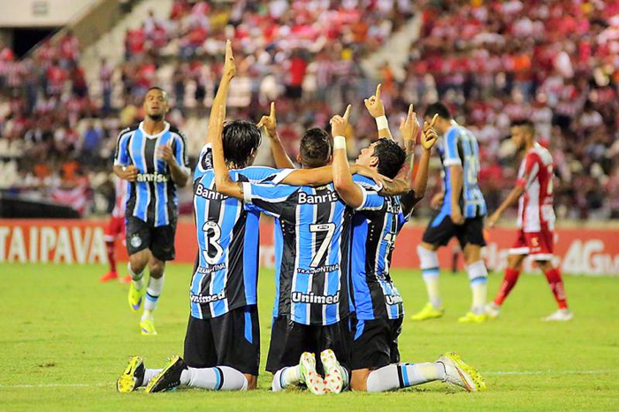 Meninos do Tricolor Gaúcho resolveram o jogo diante do time alagoano. dispensando o confronto da volta. Foto: Itawia Albuquerque/Futura Press/Estadão Conteúdo. 