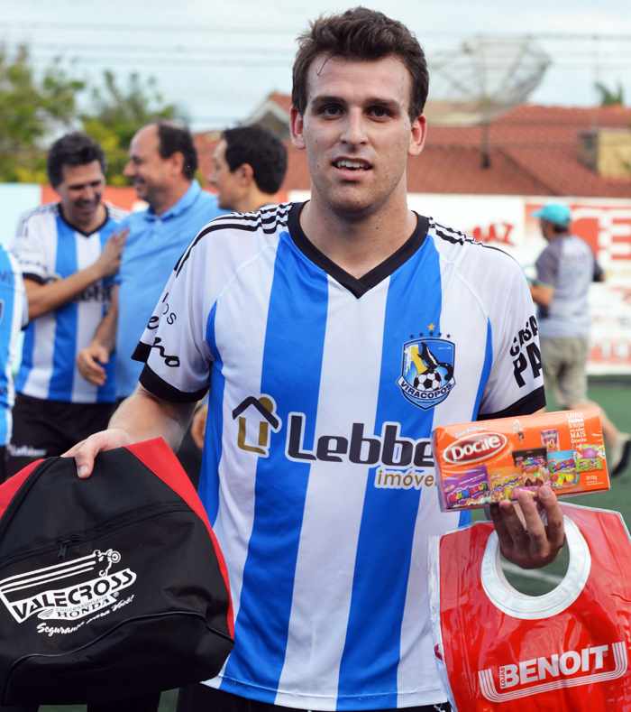 O jogador Diego Marder, do Viracopos /Lebber Imóveis, reeditou a história do jogo anterior, onde seu time conquistou o 2º turno da elite do interno de minifutebol do Clube Esportivo Sete de Setembro – Copa Sete/Vini Lady-Prudence, quando foi escolhido como craque do jogo daquela partida. Marder anotou os dois gols do Viracopos diante do Galera e foi fundamental para o conquista do campeonato para sua equipe. Pela sua atuação, recebeu os brindes da Benoit, Valecross e Docile, na promoção com o site www.jrgasparotto.com 