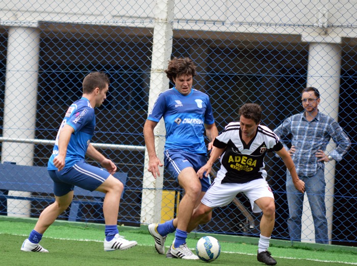 Coroas Mirim/Charrua, dos jogadores Tomazinho Lopes e Mateus Alvares, venceu o AC Banguzinho.