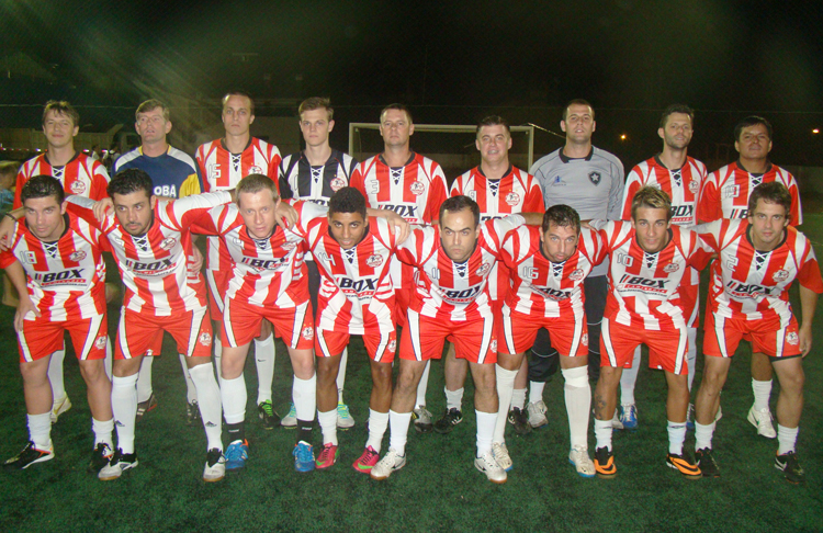 Alcatraz/GR venceu o forte time do Renegados Futebol Show e agora encara a equipé do Viracopos/Construtora Antares, para outro embate de muitas emoções.