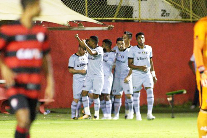 Grêmio vence Vitória no Barradão. Foto: Lucas Uebel/Grêmio/Divulgação 