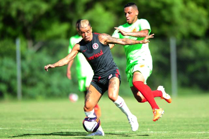 No primeiro compromisso da temporada, empate sem gols diante do Lages de SC. O Inter inicia a preparação em busca do retorno a elite do futebol brasileiro. No domingo (29), faz sua estreia no Gauchão. Antes disso, mais um amistoso. Desta vez contra o Tubarão. Foto: Ricardo Duarte/Inter/Divulgação. 