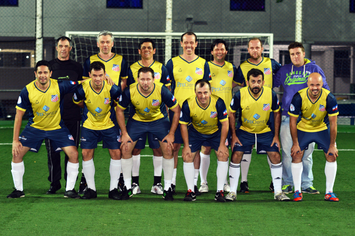 Equipe do Futebolzinho foi goleada pelo time do Coroas Mirim C.