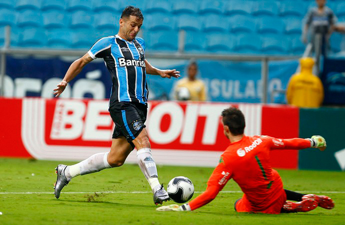 Elias, goleiro do Juventude, segurou o Grêmio e garantiu seu time na final do gauchão, depois de oito anos. Foto: Lucas Uebel/Divulgação Grêmio. 