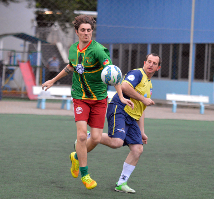 No duelo entre o Canhão e Futebolzinho, melhor para o time do Futebolzinho.