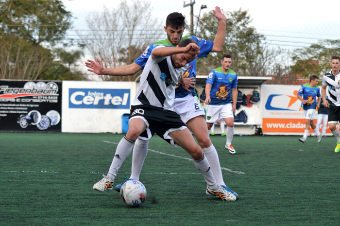 Equipes do Real Madruga e Renegados FC/Ótica Brasil travaram um duelo sensacional.