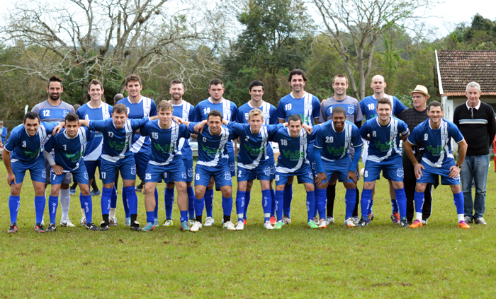 União Campestre venceu na estreia a equipe do Independente de Cruzeiro do Sul.