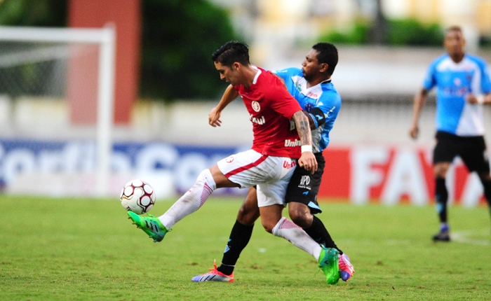 Felipe Gutierrez teve uma atuação desastrosa diante do Paysandu. Foto: Ricardo Duarte/Inter/Divulgação 