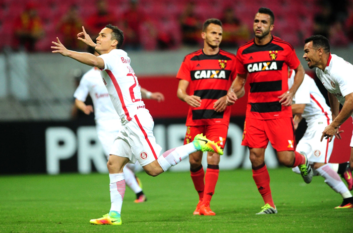 Seijas marcou de pênalti o gol do Inter, mas não impediu o empate do Sport aos 44 minutos da etapa final. Foto: Ricardo Duarte/Inter/Divulgação. 