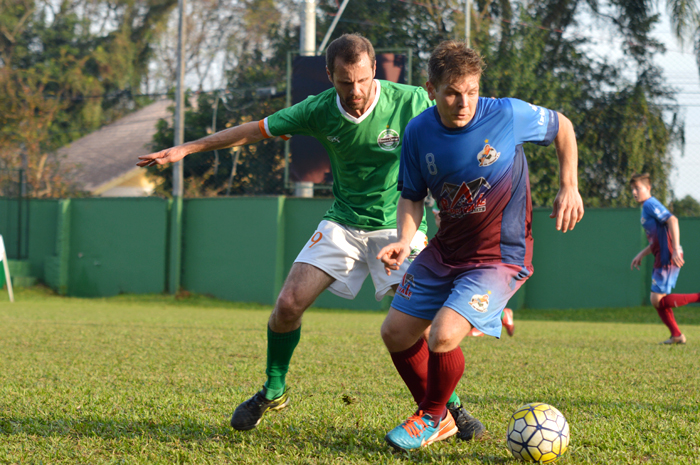 Duelo entre 100 Pressão e Extra Classe AFC foi emocionante do início ao fim da partida. 