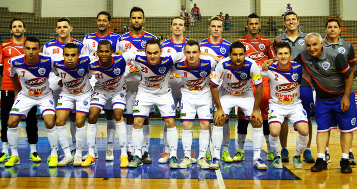 Depois da garfiada diante do Floripa Futsal, Alaf tem que focar o jogo diante do Blumenau, onde pode ter três desfalques. Rafinha Rizzi, Lucas Selbach e Adriano.  