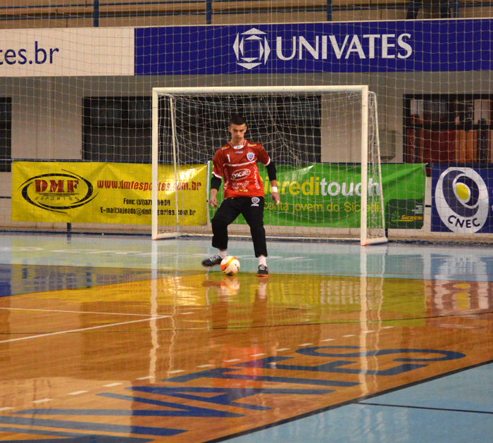 O goleiro Mateus Bruxel, de 16 anos, chegou nesta semana para integrar o grupo da Alaf  e já fez sua estreia no Estadual de Futsal da Série Ouro.