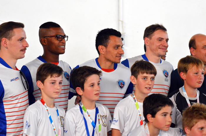 Lucas, Edimar, Edson e Tiago Selbach, jogadores da Alaf, estiveram prestigiando as finais do Piá 2015. 